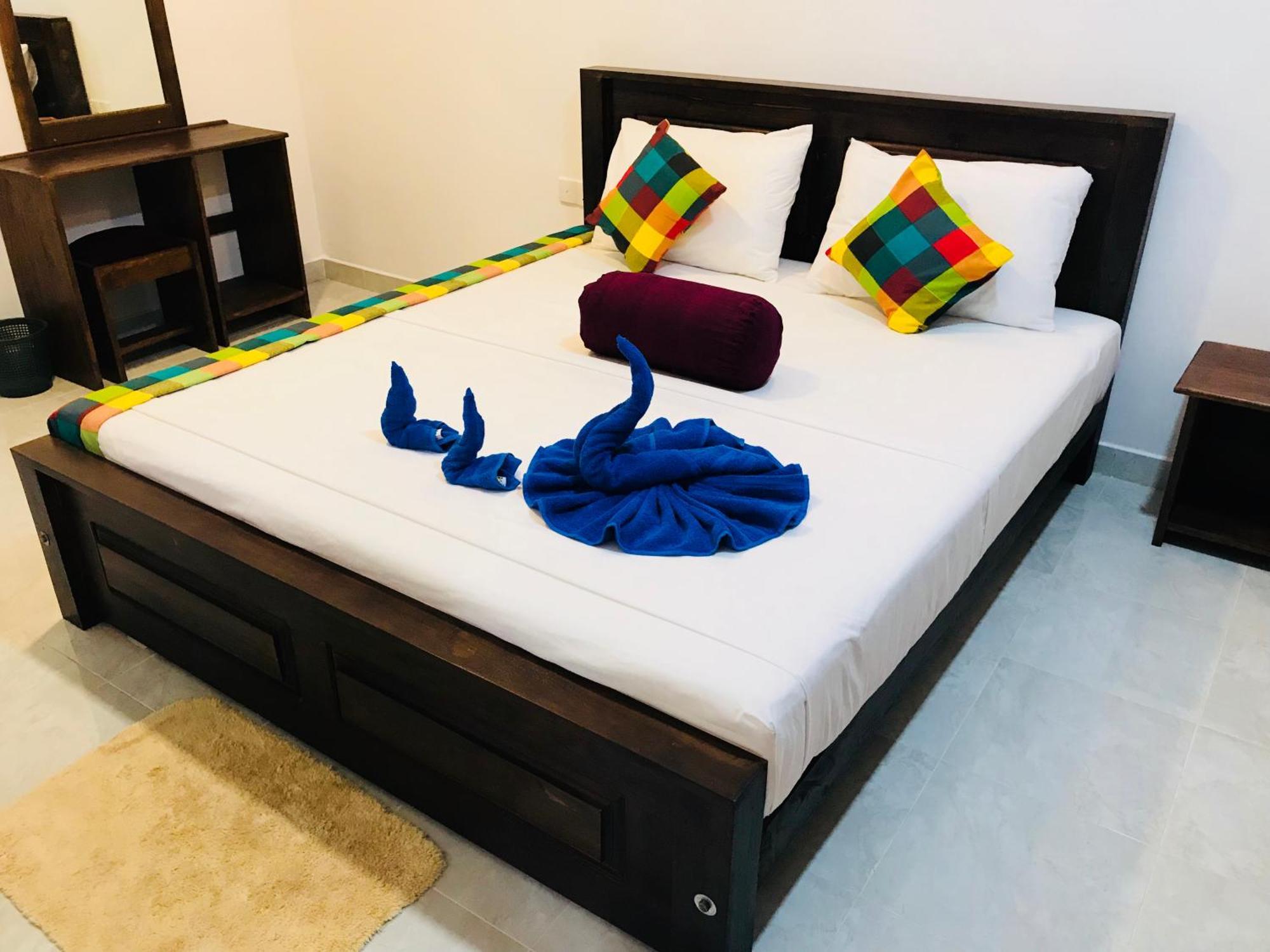 אנוראדפורה Pearl House Resort מראה חיצוני תמונה