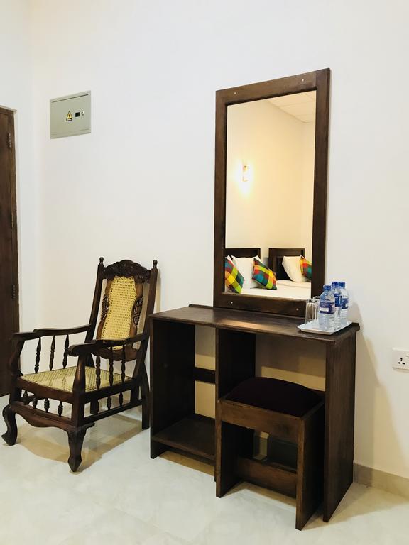 אנוראדפורה Pearl House Resort מראה חיצוני תמונה