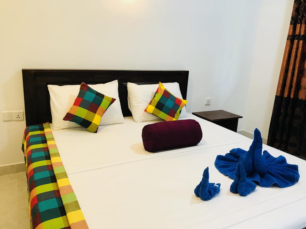 אנוראדפורה Pearl House Resort מראה חיצוני תמונה